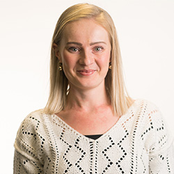 Rebeka Cádrová
